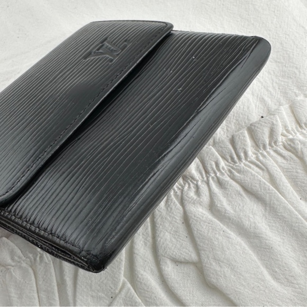 AUTHENTIC Louis Vuitton Marco Wallet. Black. - Picture 13 of 16